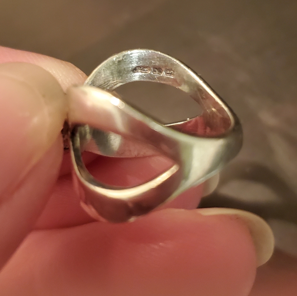 Sterling silver heart ring - Picture 5 of 7